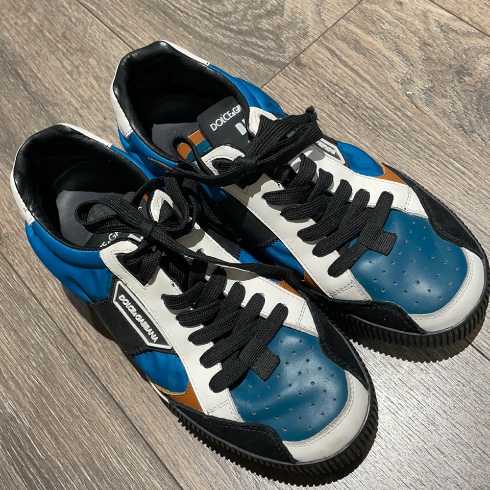 Dolce Gabbana shoes. Great combination with blue jeans and white t-short .